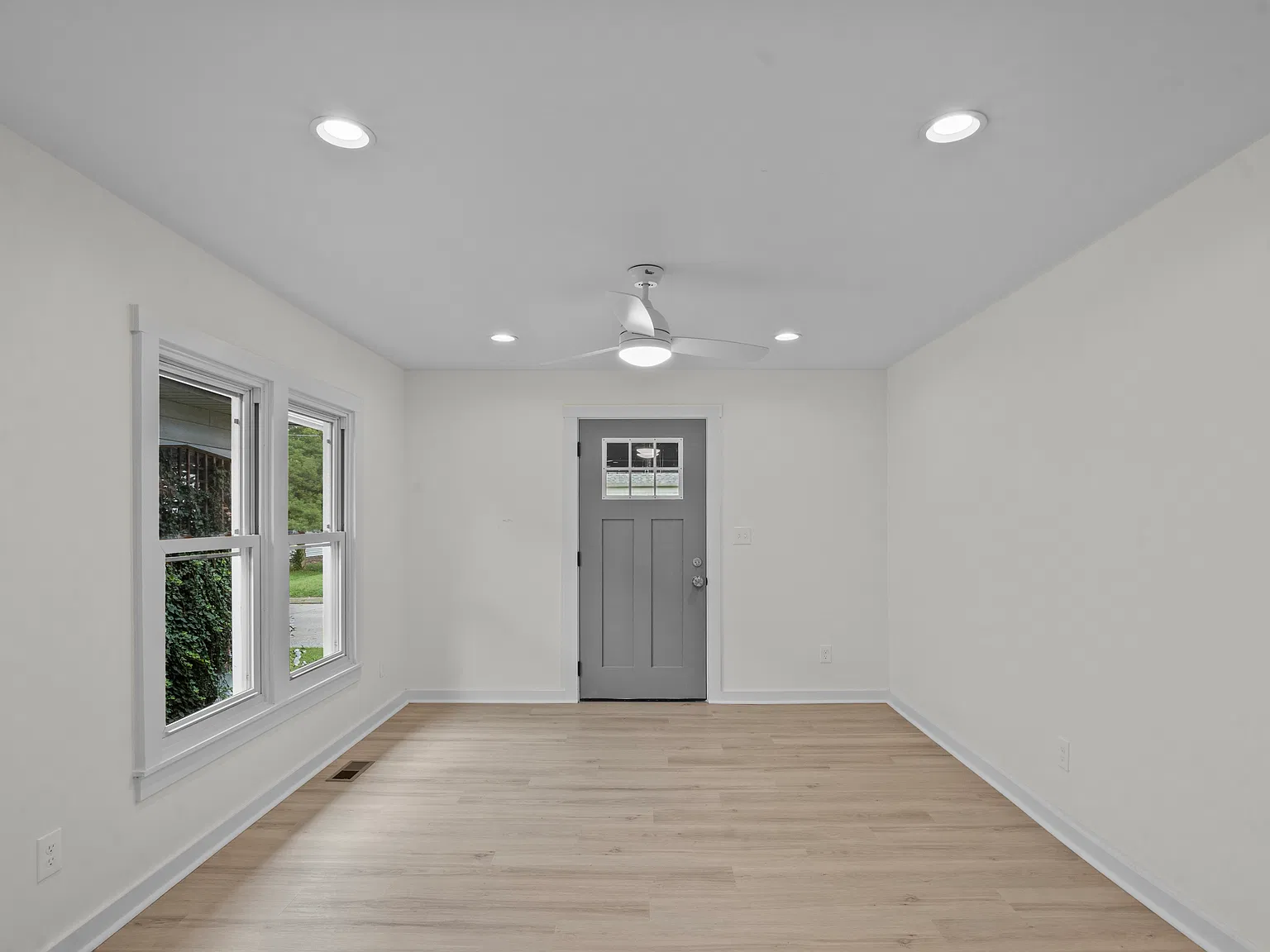 4 bed, 1752 sqft, $1,400 — Photo 3