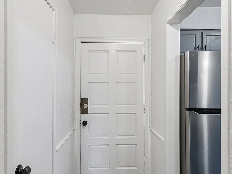 8514 Candlewood Dr — Photo 22