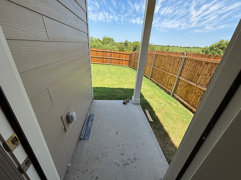 5512 Hastings Ln — Photo 14