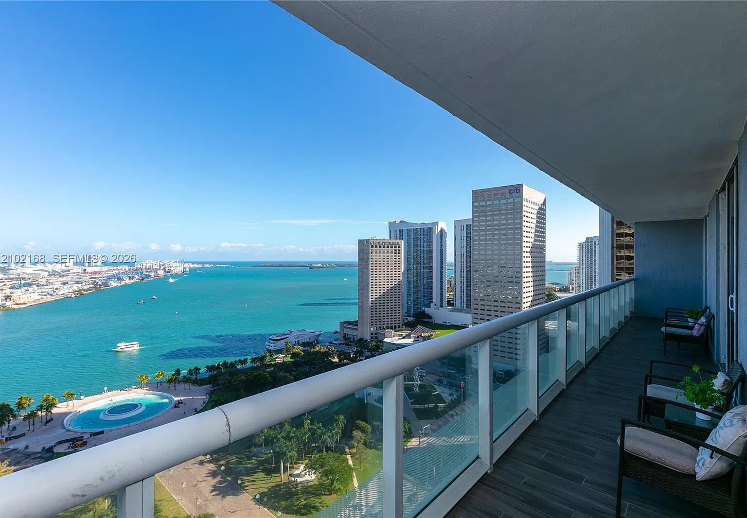 50 Biscayne Condo — Photo 2