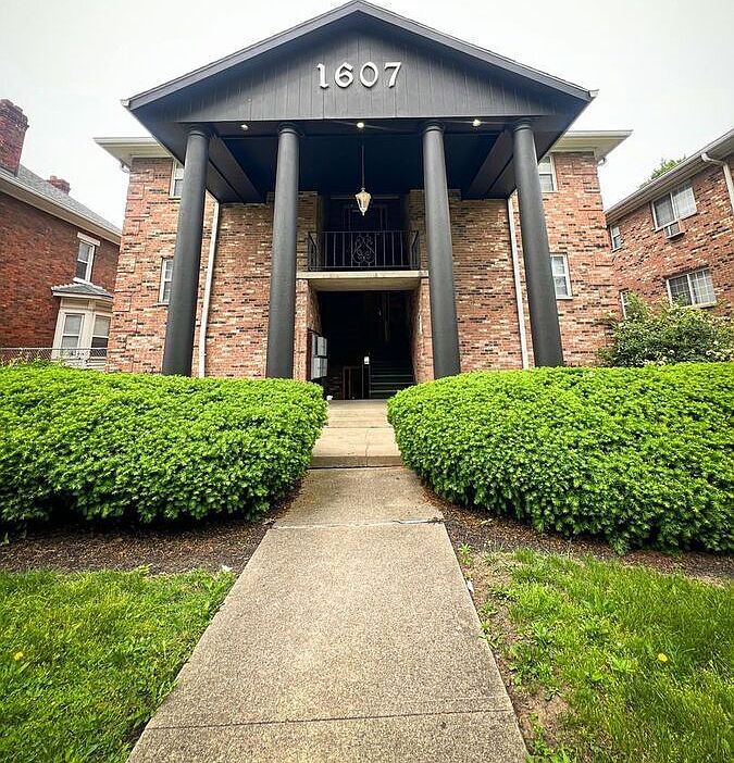 1st image of 1607 N 4th St #V
