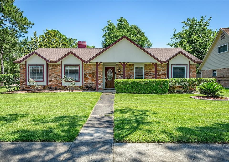 1st image of 10614 Sagetree Dr