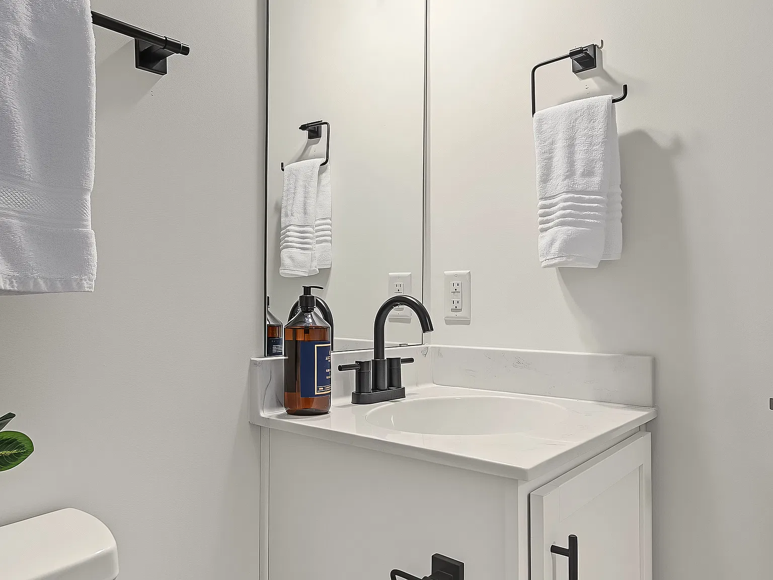 1 bed, 500 sqft, $1,750 — Photo 3