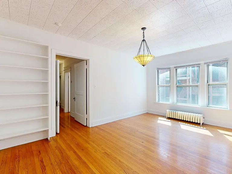 1358 E. 58th Street — Photo 18