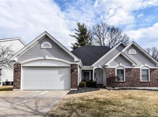16820 Ashberry Circle Dr, Chesterfield, MO 63005