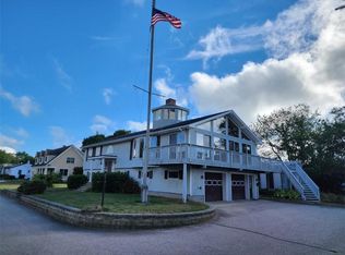 40 Marsh Dr, Charlestown, RI 02813