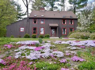 13 Frost Ln, Hadley, MA 01035
