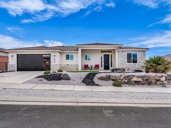 3161 W Coronado Dr, Hurricane, UT 84737