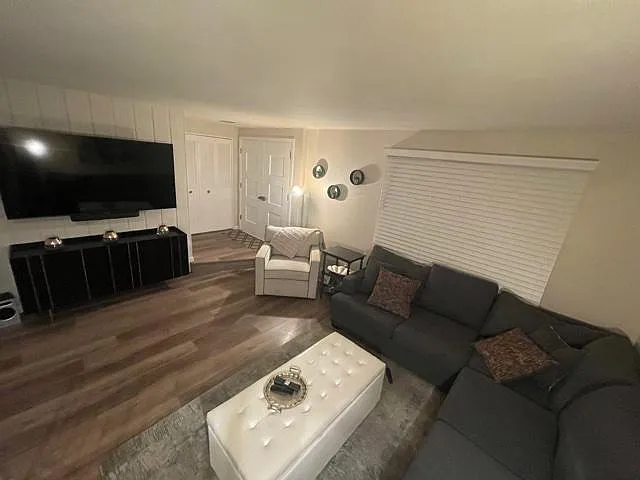 5078 N 83rd St — Photo 57