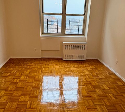 3rd image of 32 Park Ave #6V