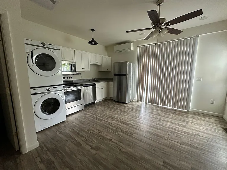 University Park Apartments near Cornell University — Photo 237