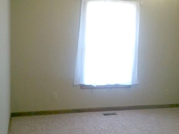 3rd image of 1801 Dove Ln