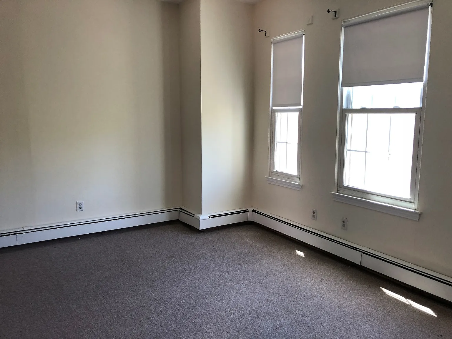 Studio, 1.0 bath, $2,100 — Photo 1