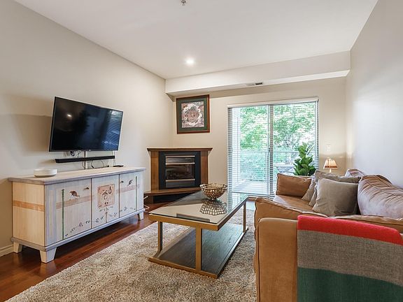 2nd image of 1007 Harvey Ave #206