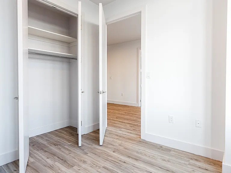 584 4th Ave #705 — Photo 10