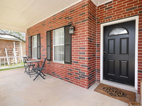 3rd image of 4406 Taylors Bend