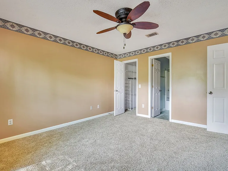 1109 Tomahawk Trl — Photo 11