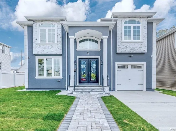 157 Lucille Ave, Elmont, NY 11003