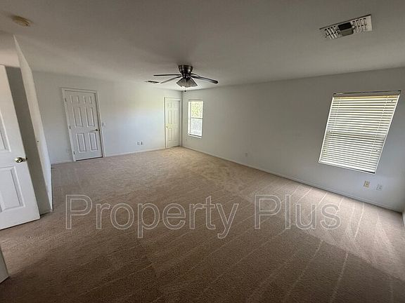 4th image of 1164 S Maverick Ct