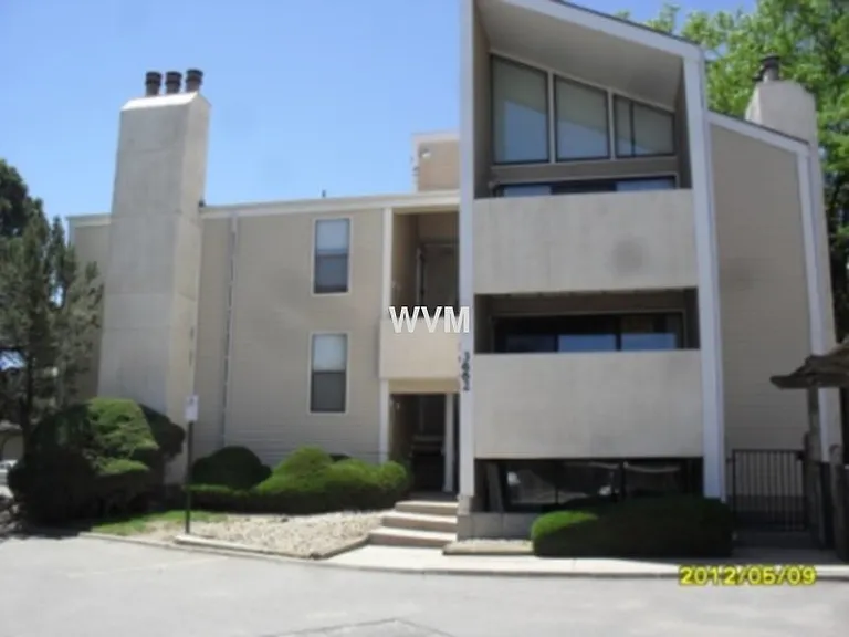 3662 S Granby Way #J-8 — Photo 1