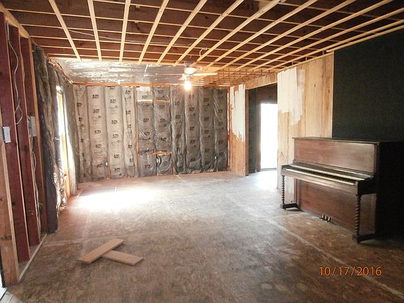 5th image of 122 County Road 5720