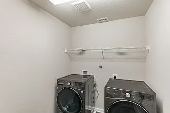 7811 Toledo Bnd — Photo 14