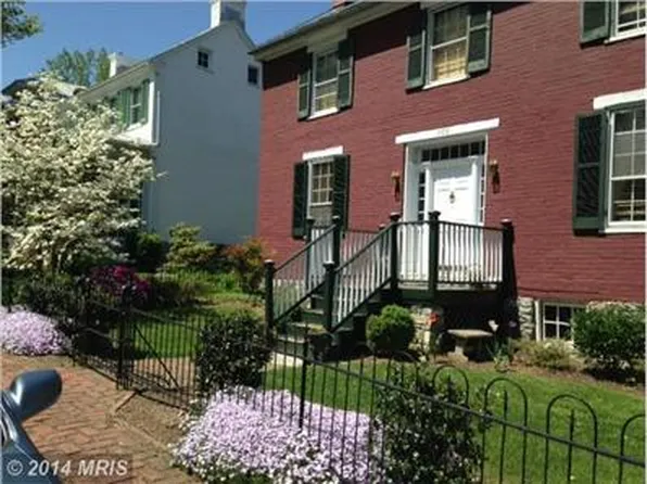 209 W New St, Shepherdstown, WV 25443