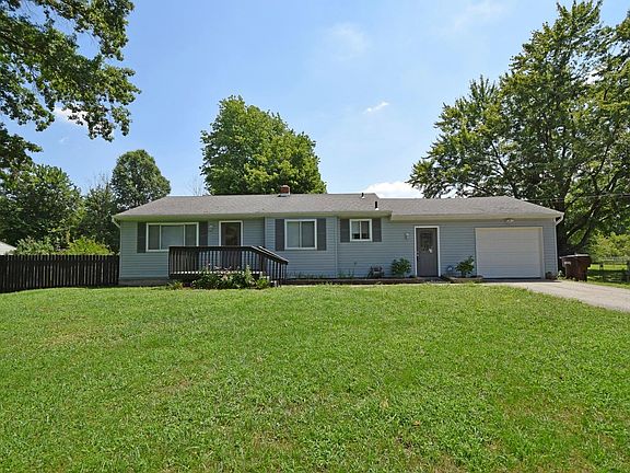 2nd image of 5736 Hilltop Way