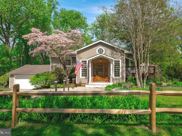 1553 Ashcroft Ln, Arnold, MD 21012