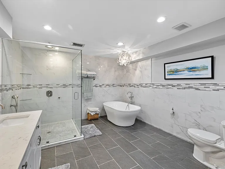 3534 Seaway Dr — Photo 17