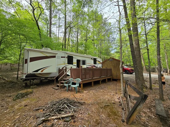 113 26th St, Ellijay, GA 30540
