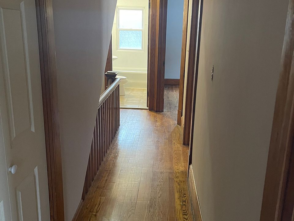 1st image of 102 Windsor St