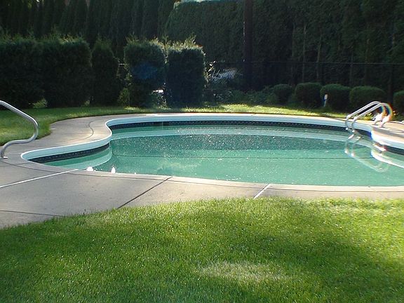 3rd image of 162 Wellington Ct