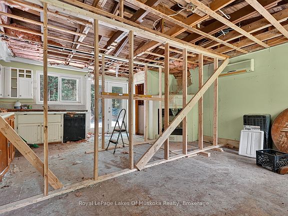 3rd image of 1341 Golden Beach Rd