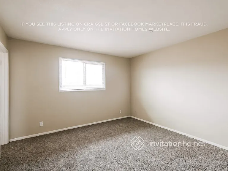 823 W 17th Pl — Photo 11