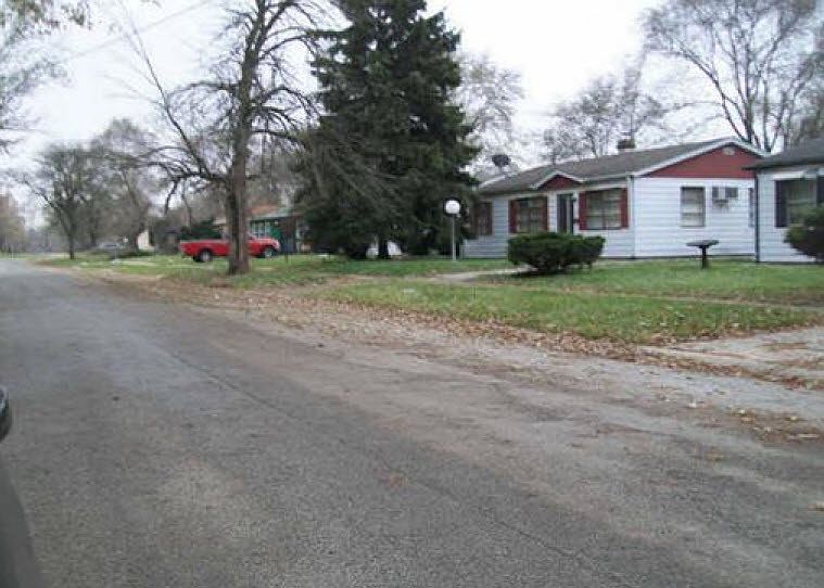 2nd image of 1975 Wright St