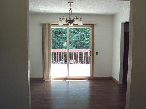 4th image of 3301 28th Street Ct