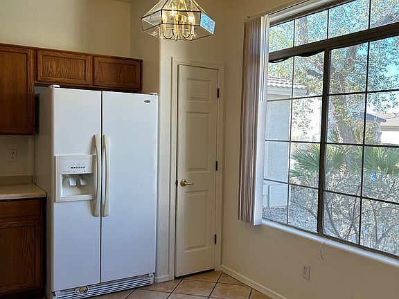 2nd image of 5135 S Eileen Dr