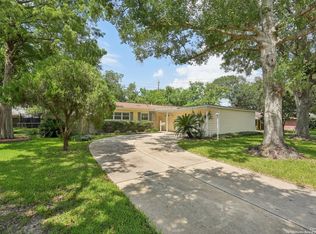 10207 Belfast Rd, La Porte, TX 77571