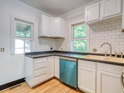 1340 Lansing Ave, Lansing, MI, 48915