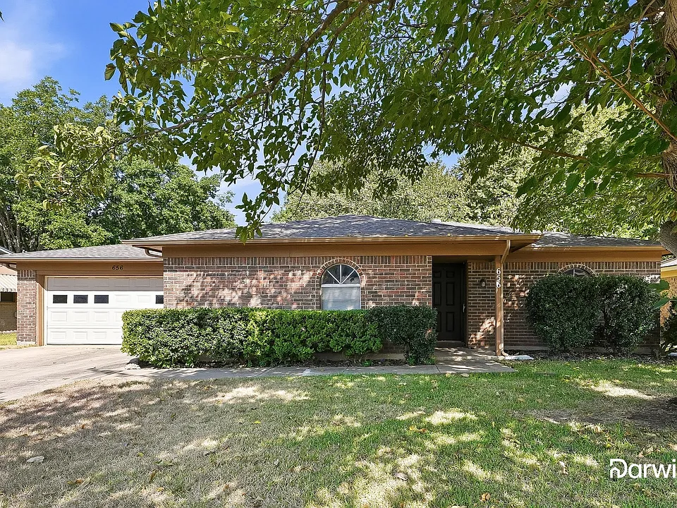 656 Sue Ann Ln
