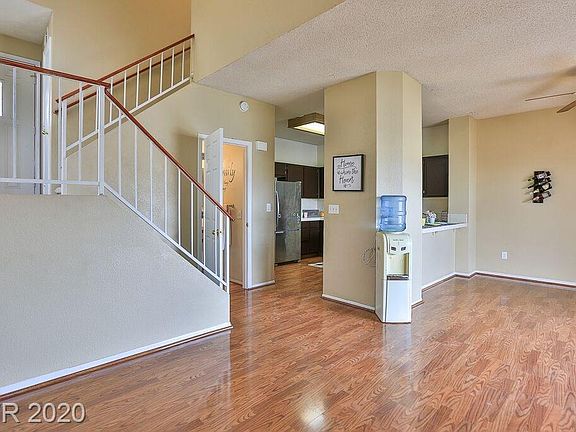 3rd image of 1658 Cloister Ave