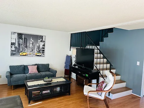 313 S Almansor St #6 Photo 1