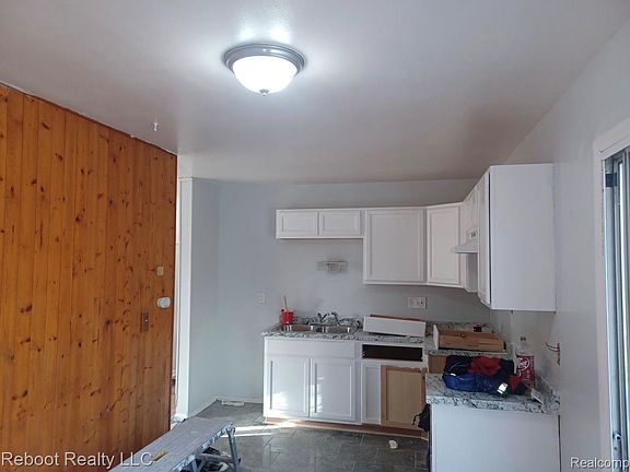 5th image of 15 Milan Ct