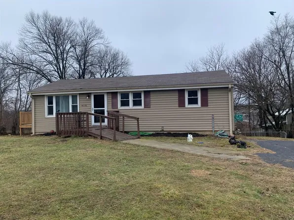 8116 N Summit St, Kansas City, MO 64118