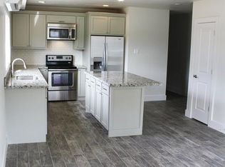 1624 Sealy St APT 202, Galveston, TX 77550