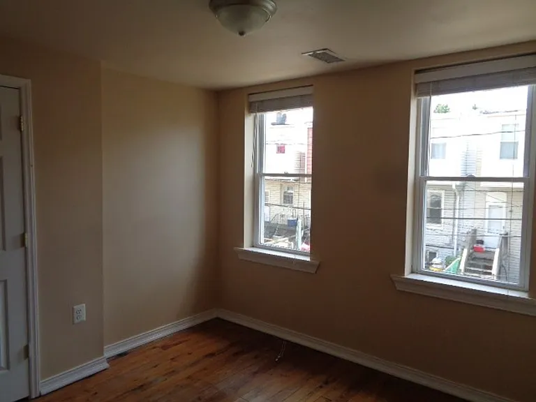 511 S Lehigh St — Photo 9