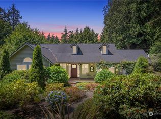 17137 S Angeline Ave NE, Suquamish, WA 98392