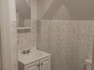 389 Ellison St APT 3R, Paterson, NJ 07501