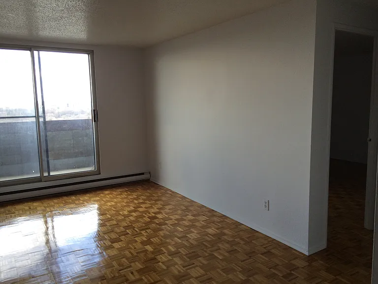 1245 Walkley Rd — Photo 12